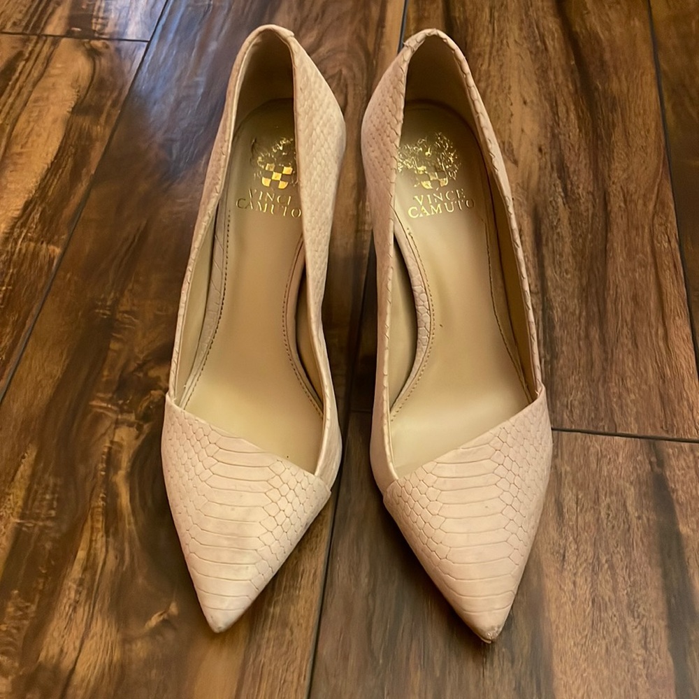 Vince Camuto Heels